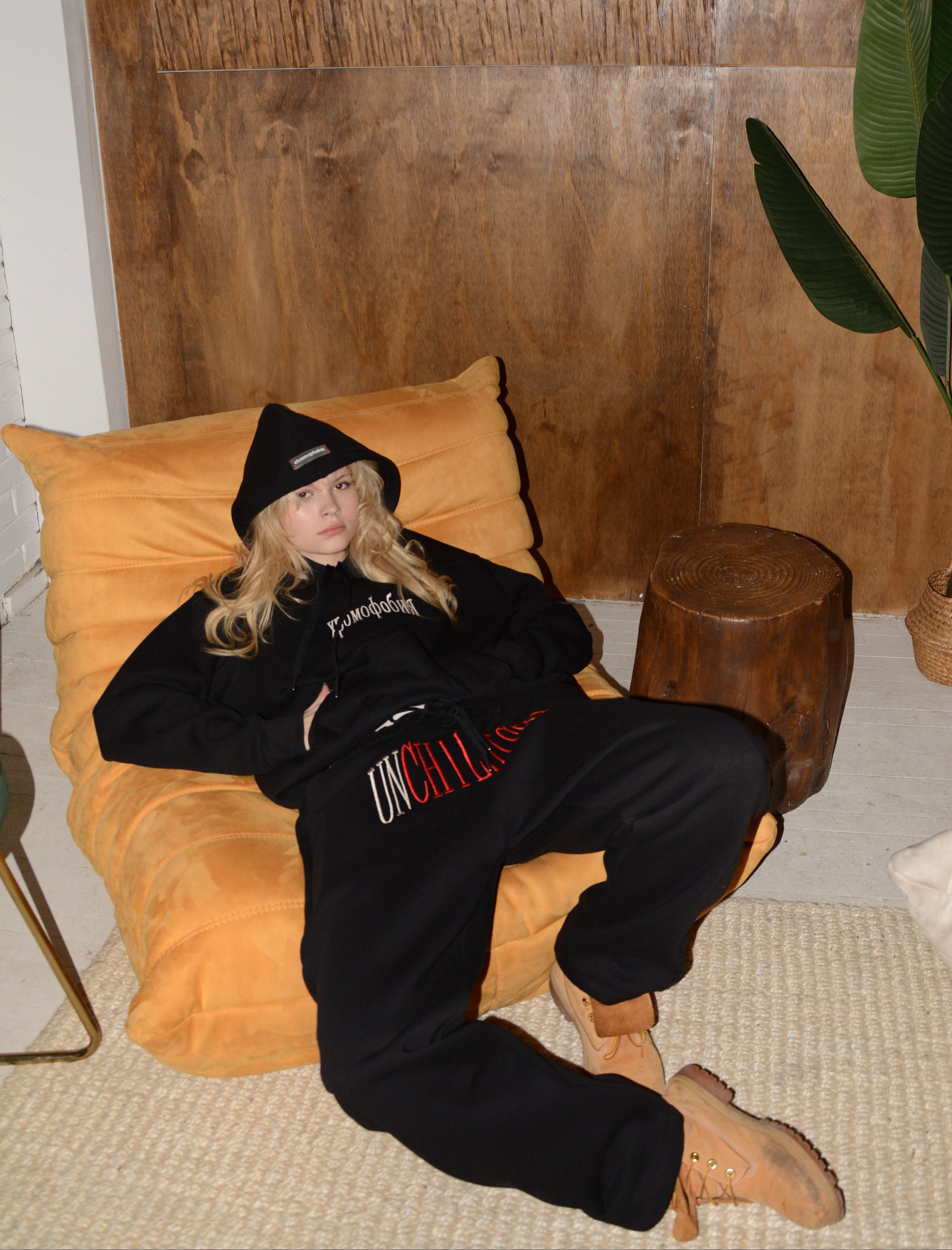 UNCHILDISH TRACKIES [BLK]