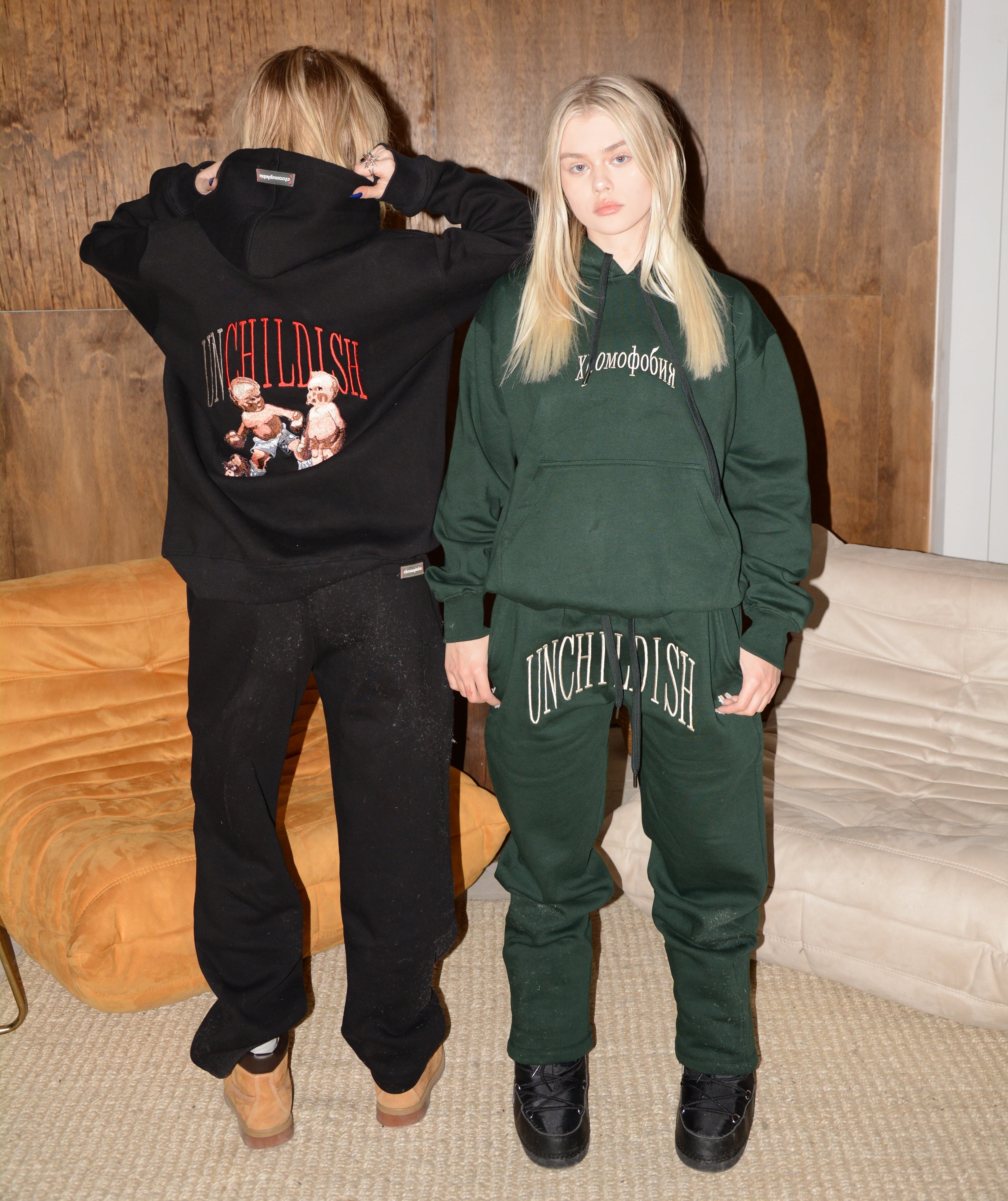 UNCHILDISH HOODIE [BLK]